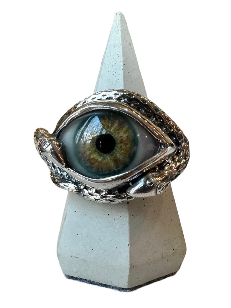 Hand Painted light green with blue ring Ojo De Medusa Eye Ring