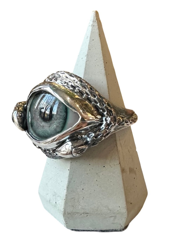 Hand Painted gray lavender Ojo De Medusa Eye Ring