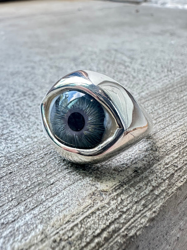SAMPLE Hand Painted Eye Ring - sz 7.75