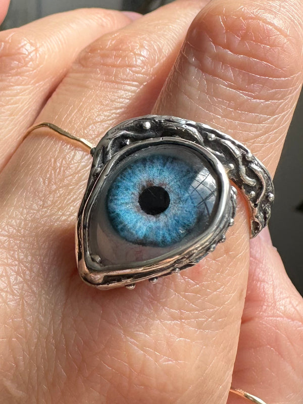ORACLE Hand Painted Eye Ring - sz 5.5
