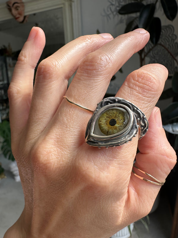 ORACLE Hand Painted Eye Ring - sz 6.5