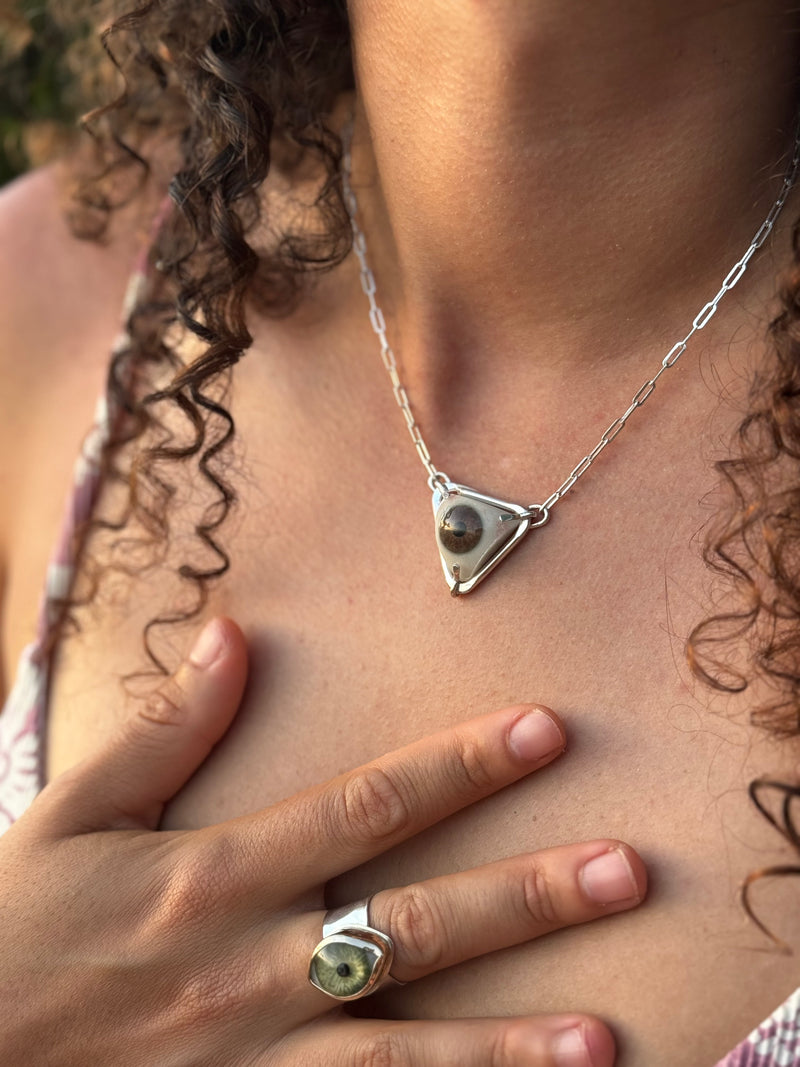 Eyeba x Anaïs and Alaïa Eye Necklace