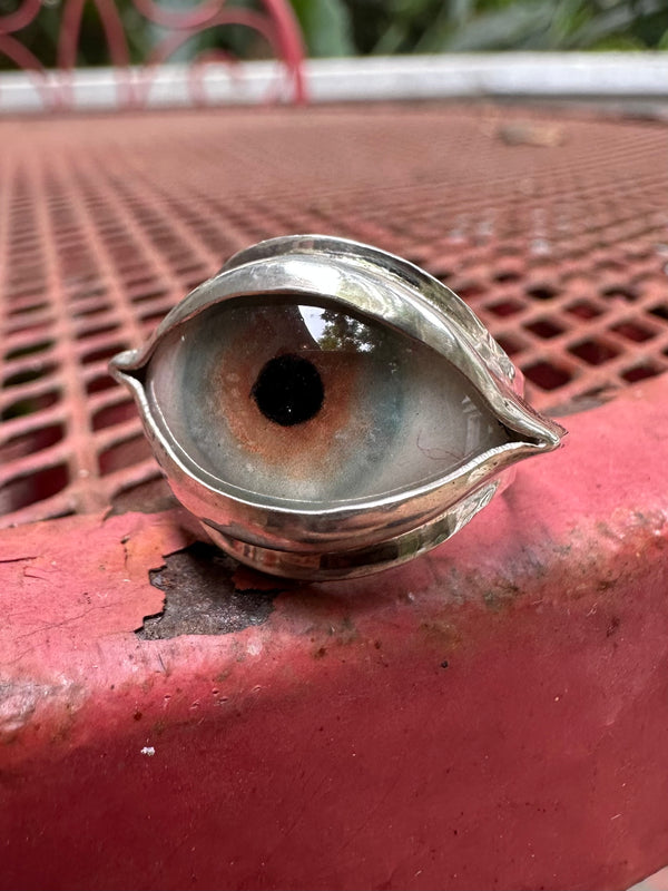 Handmade Painted Eye Ring - sz 6.25
