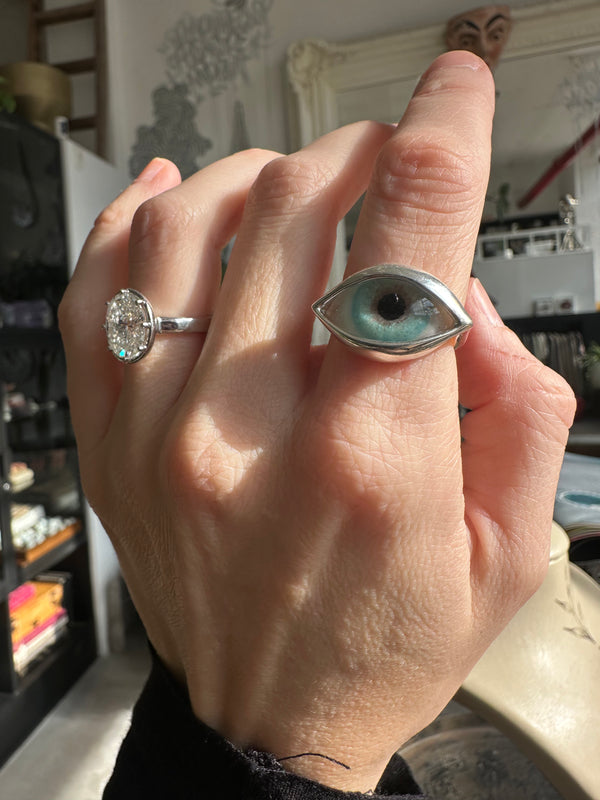 DALI Hand Painted Eye Ring - sz 6