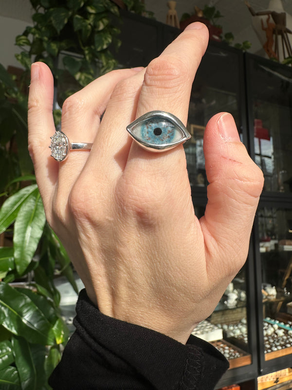 DALI Hand Painted Eye Ring - sz 6
