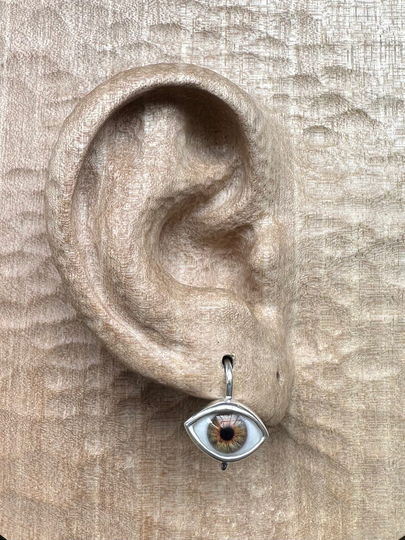 Mini hazel Silver Hanging Eye Earring