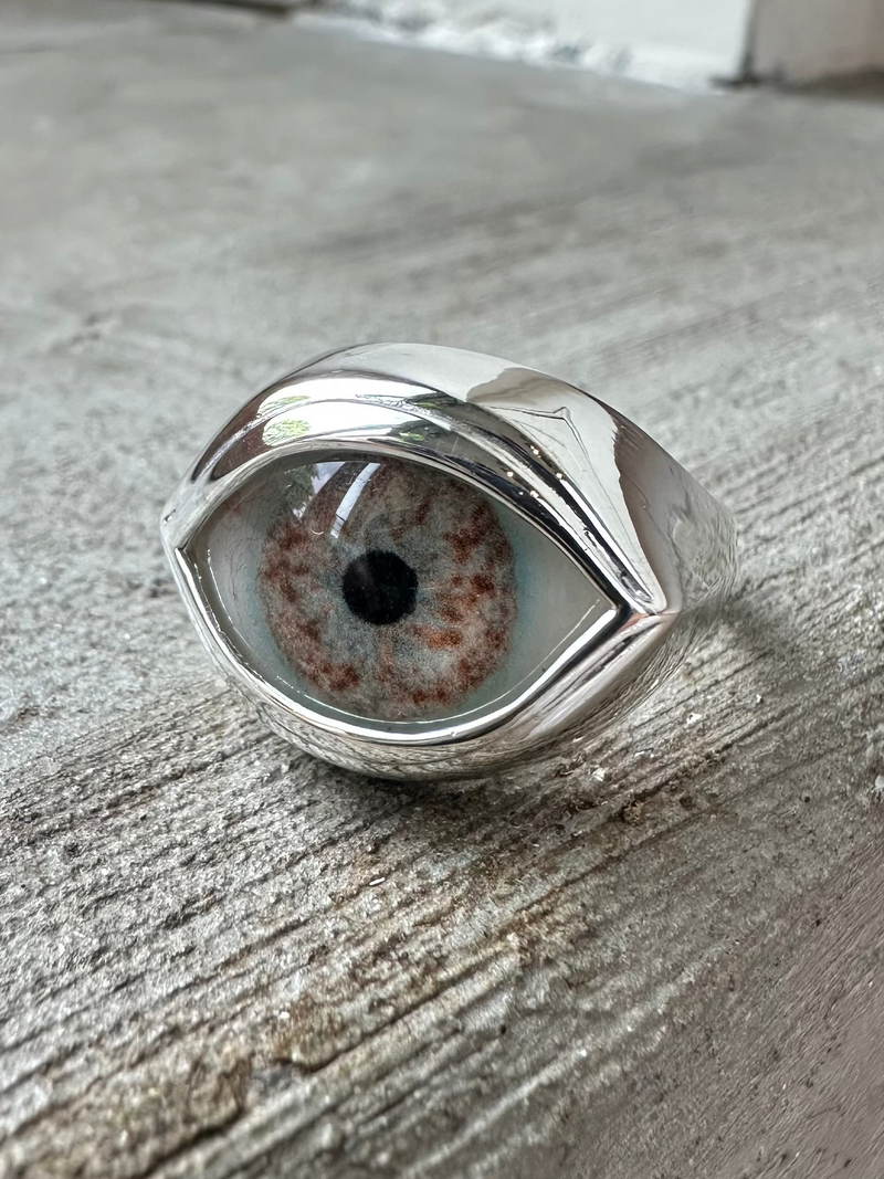 Freckled Silver Classic Eye Ring