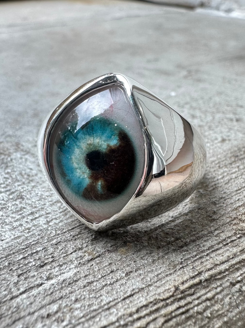 Two Tone Blue / Brown Painted King Eye Ring