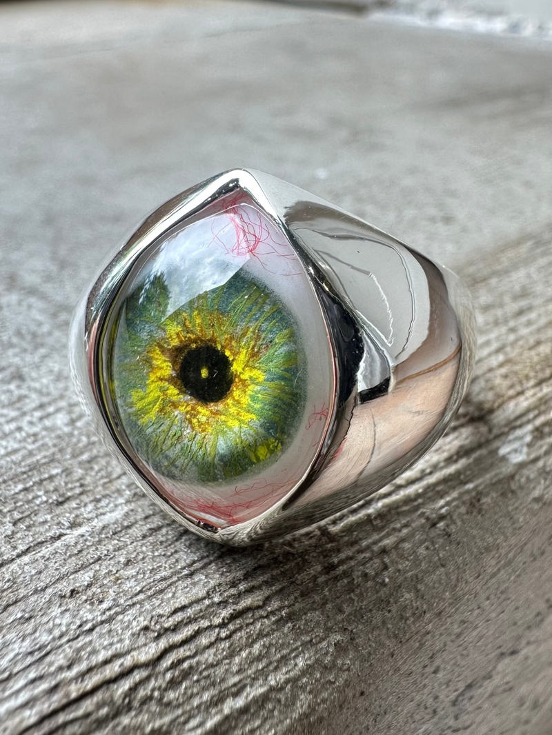 Hand Painted Bright Green King Eye Ring