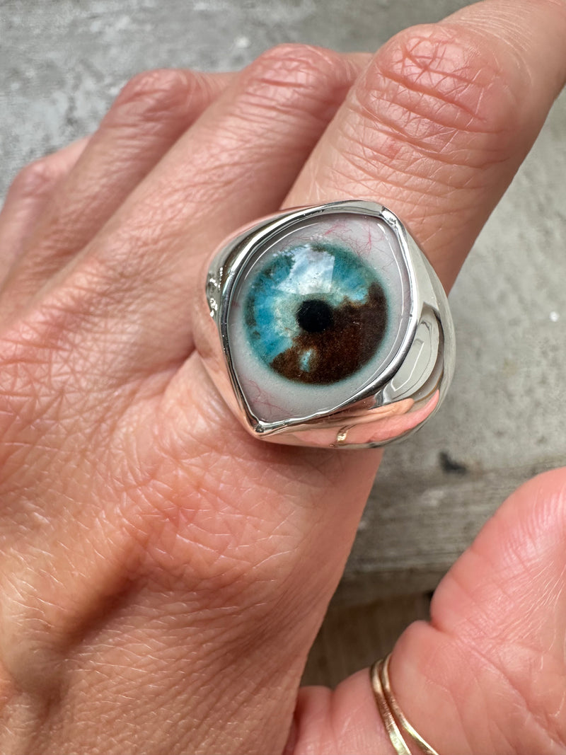 Two Tone Blue / Brown Painted King Eye Ring