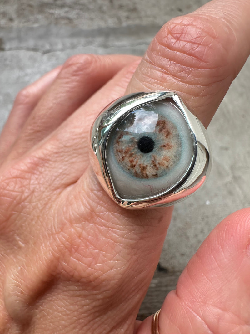 Freckly Blue Hazel Painted King Eye Ring