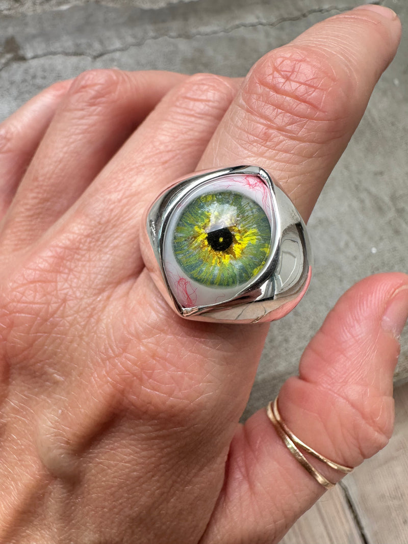 Hand Painted Bright Green King Eye Ring
