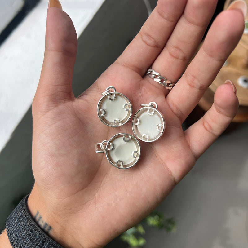 Hand Painted Hazel Silver Bubble Eye Pendant