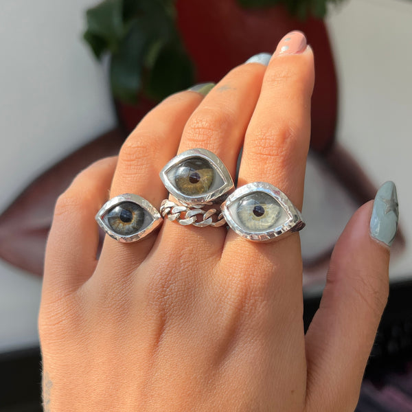 Hammered Hand Painted green Silver Eye Ring