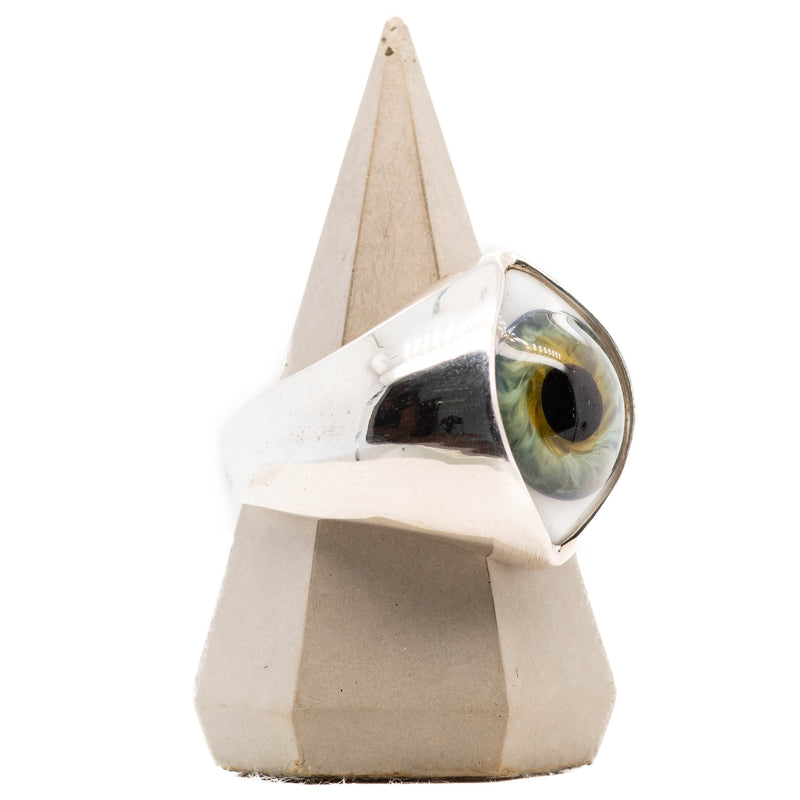Green Silver King Glass Eye Ring
